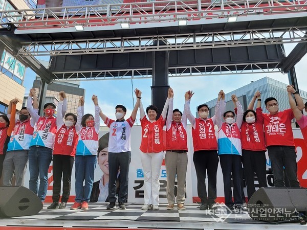 사진=김동근 의정부시장 후보, 김은혜 경기도지사 후보와 합동 유세