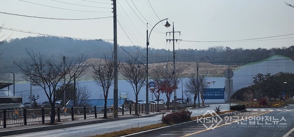 여주 세종지구 도시개발사업조합이 발주하고 동일토건이 시공 중인 여주 세종지구도시개발 부지조성 및 기반시설 공사 현장 (사진=이영진 기자)