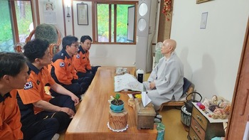 메인사진